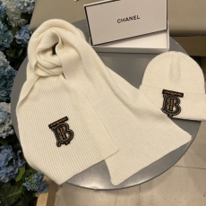 Burberry Caps Scarfs